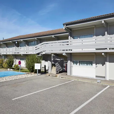 Campanile Lyon Sud 3*