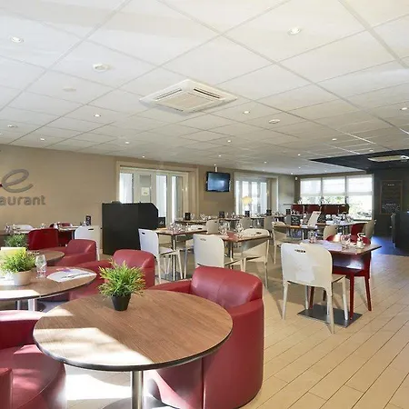 Campanile Lyon Sud Hotel 3*