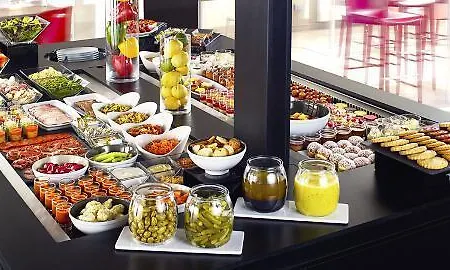 Hotel Campanile Lyon Sud