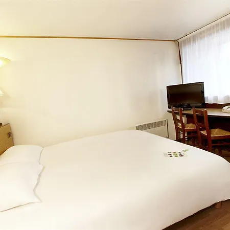 Campanile Lyon Sud Otel